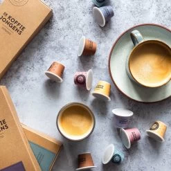 De Koffiejongens - Proefpakket - Nespresso Cups - 100% Biologisch Afbreekbaar - 6x10 Cups - Nespresso Compatible -Koffiedranken 1200x1200 11