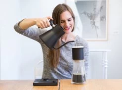 FELLOW - Stagg [XF] Set (Dripper + Carafe) - Handmatige Filterkoffie Set -Koffiedranken 1200x886 2